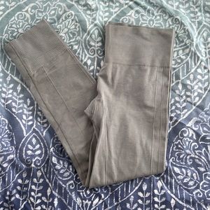 Lululemon Fill Flow Leggings